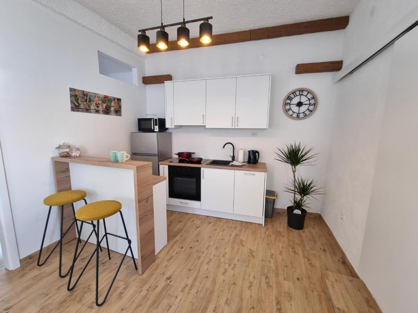 Apartments Gogi Živogošće Buitenkant foto